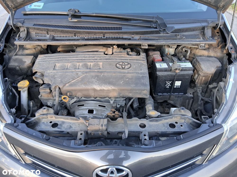 Toyota Yaris 1.33 Active - 13