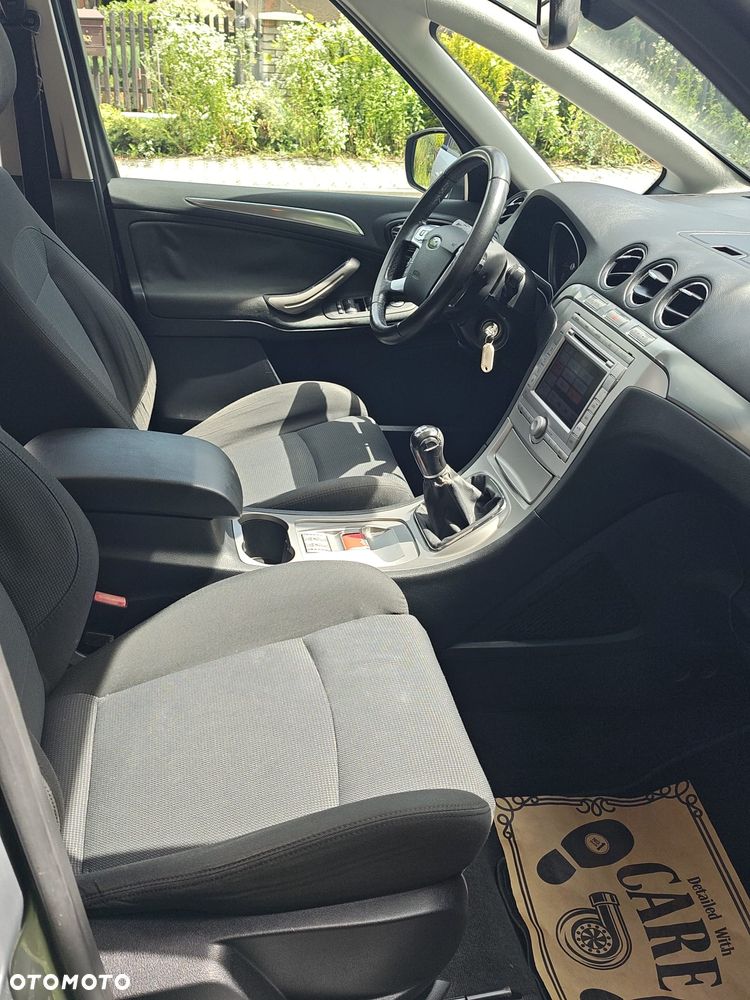 Ford S-Max 2.0 Titanium - 10