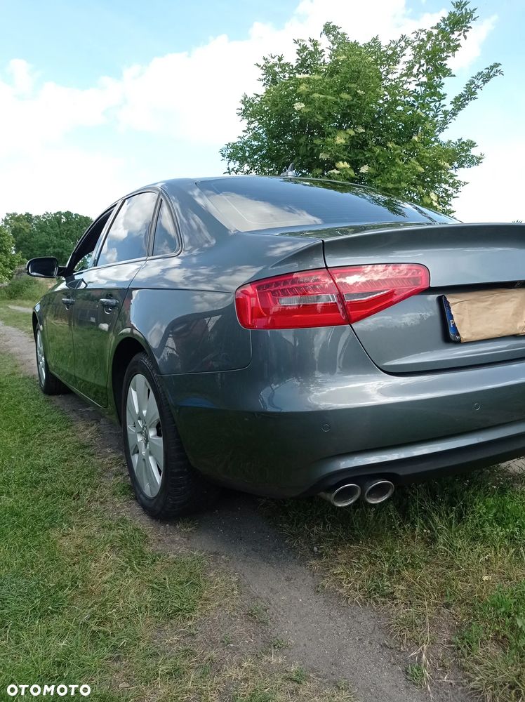 Audi A4 Limousine 2.0 TDI DPF clean diesel multitronic S line Sportpaket - 19