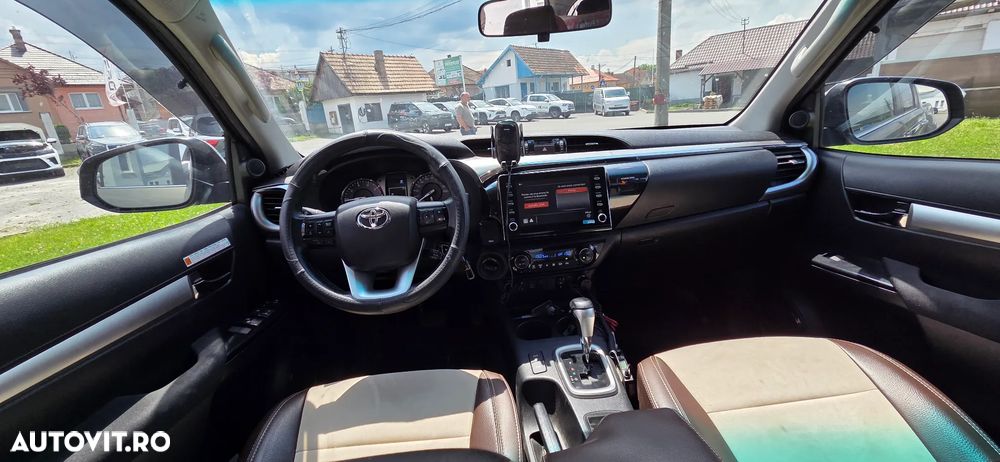 Toyota Hilux - 17