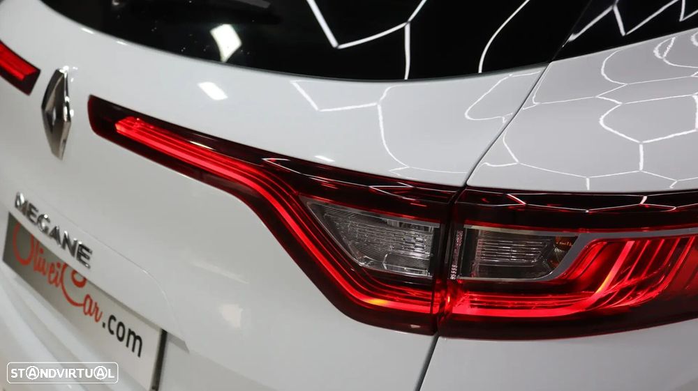 Renault Mégane Sport Tourer - 8