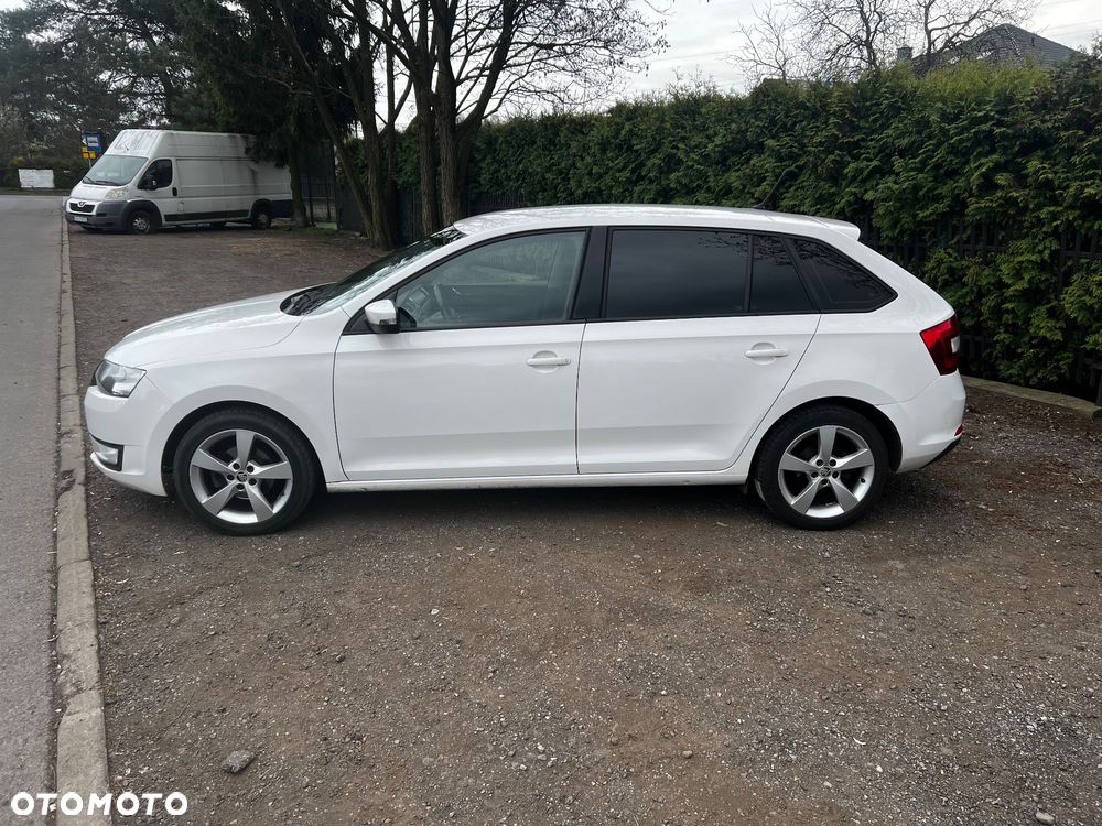 Skoda RAPID - 7