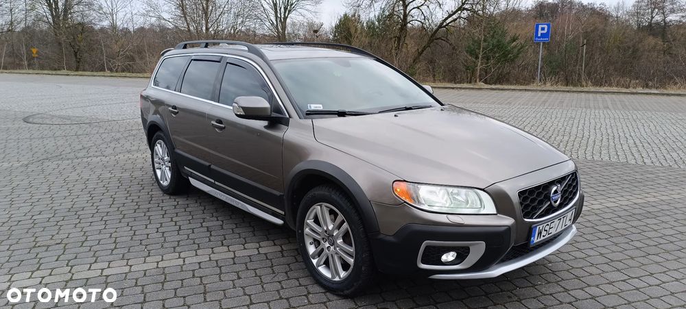 Volvo Xc70 2011 photo 2