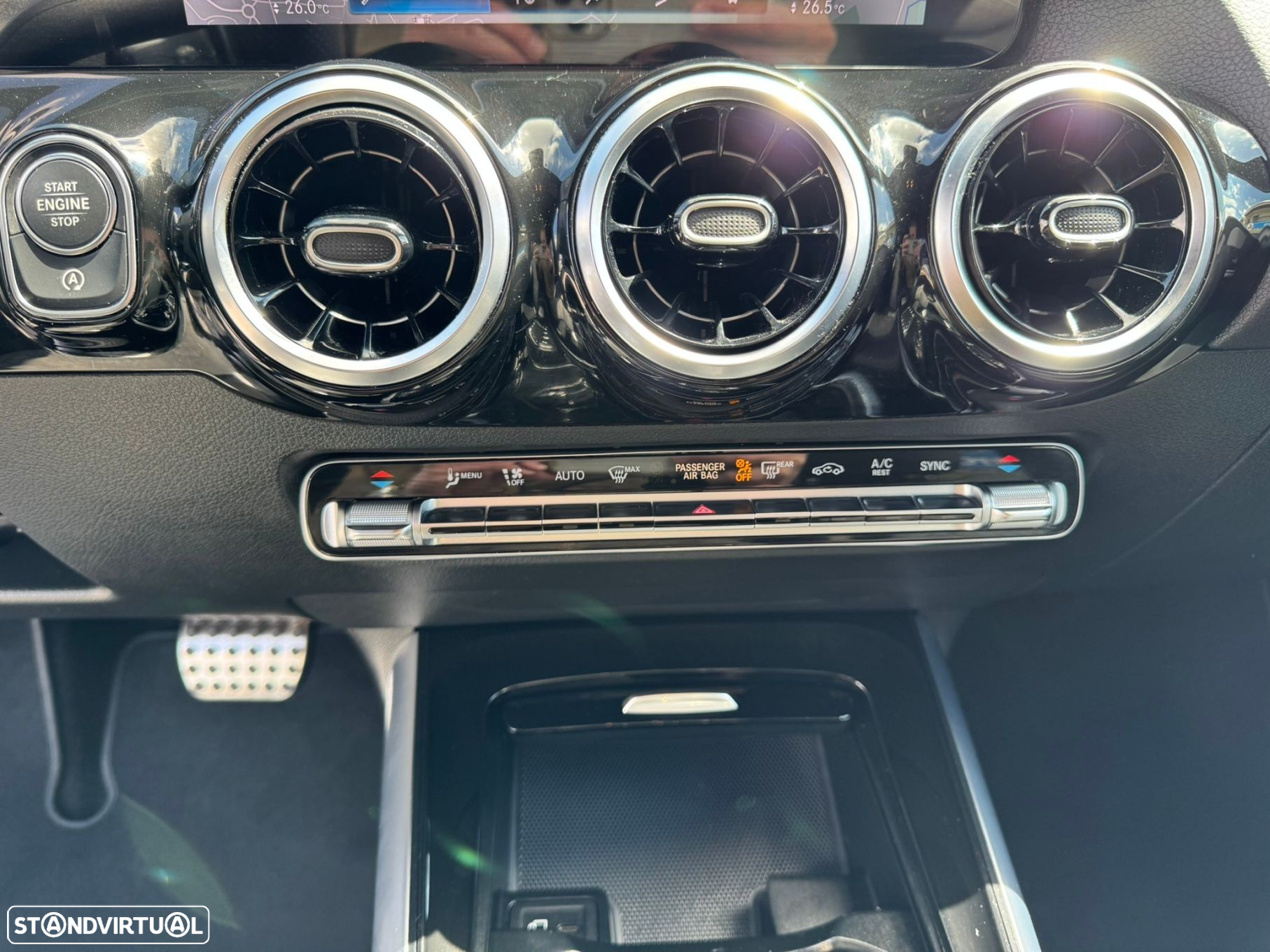 Mercedes-Benz GLA 180 d AMG Line - 23