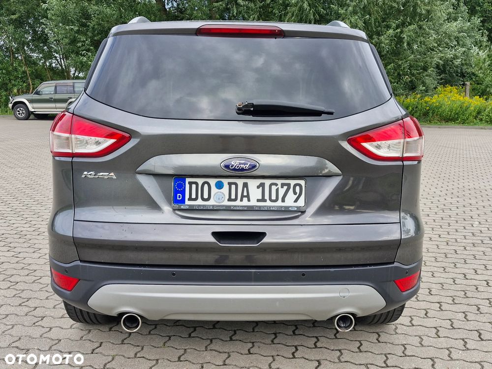 Ford Kuga 2.0 TDCi 2x4 Titanium - 11