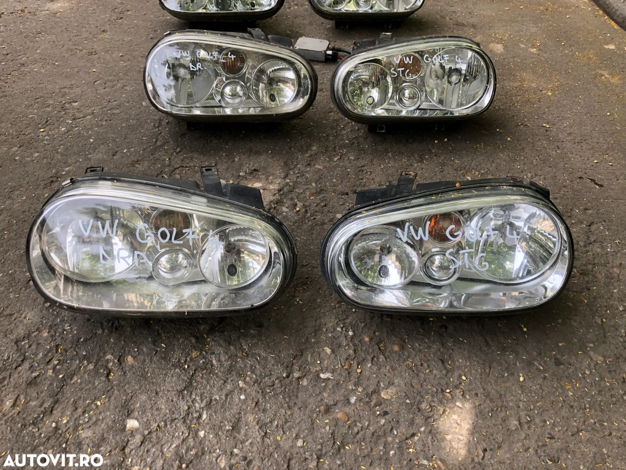 Far stanga/far dreapta Volkswagen Golf 4 halogen - 2