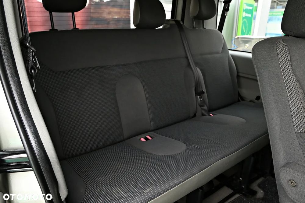 Opel Vivaro - 37