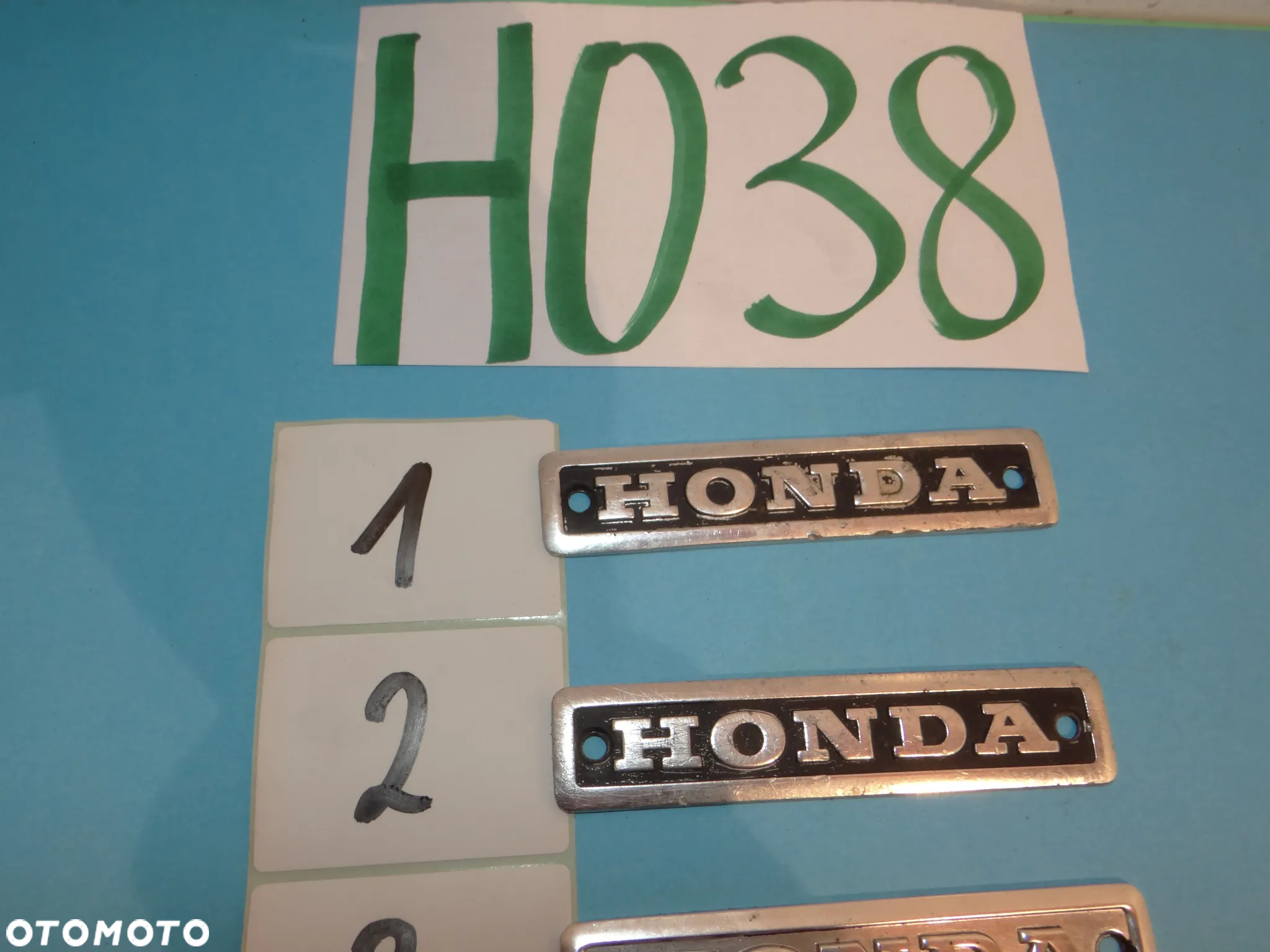 H038 HONDA CX 500 EMBLEMAT ZNACZEK SILNIKA - 4