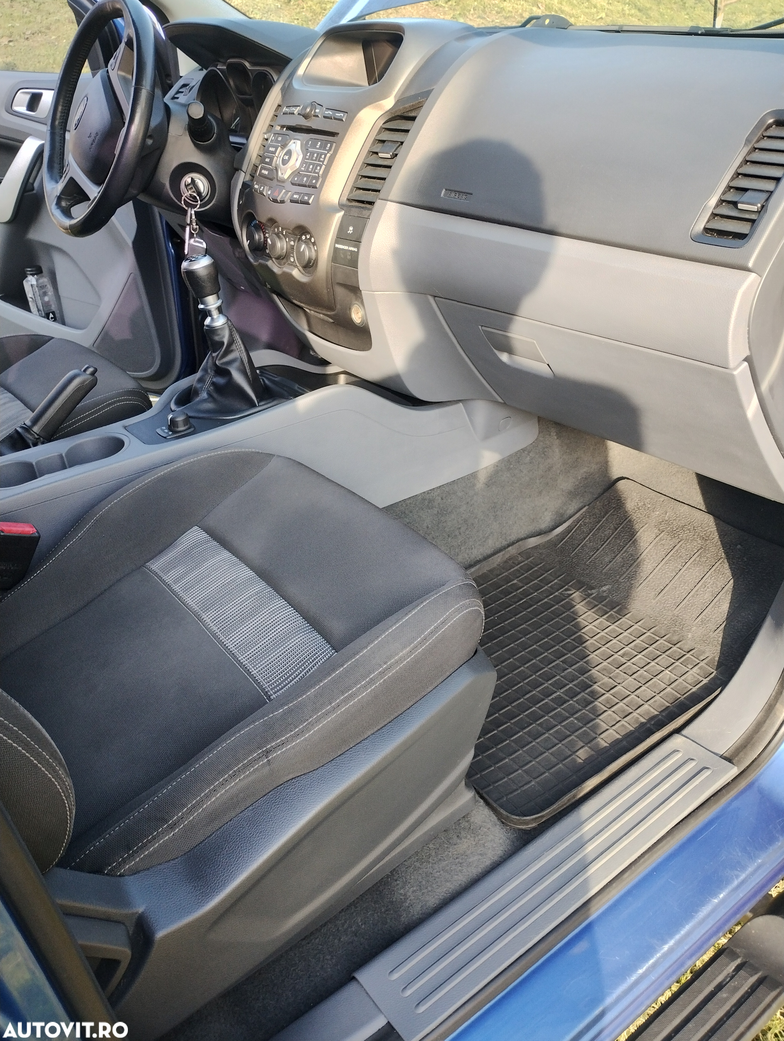 Ford Ranger Pick-Up 4x4 Cabina Dubla LIMITED - 24