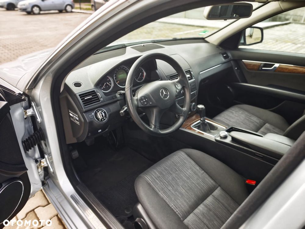 Mercedes-Benz Klasa C 200 Kompressor Elegance - 11