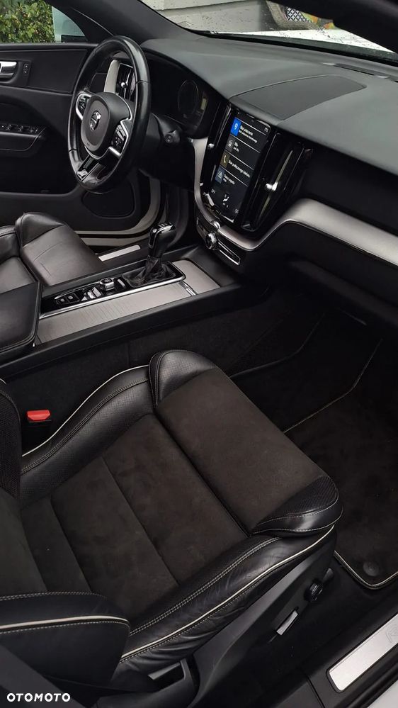 Volvo XC 60 D3 R-Design - 13