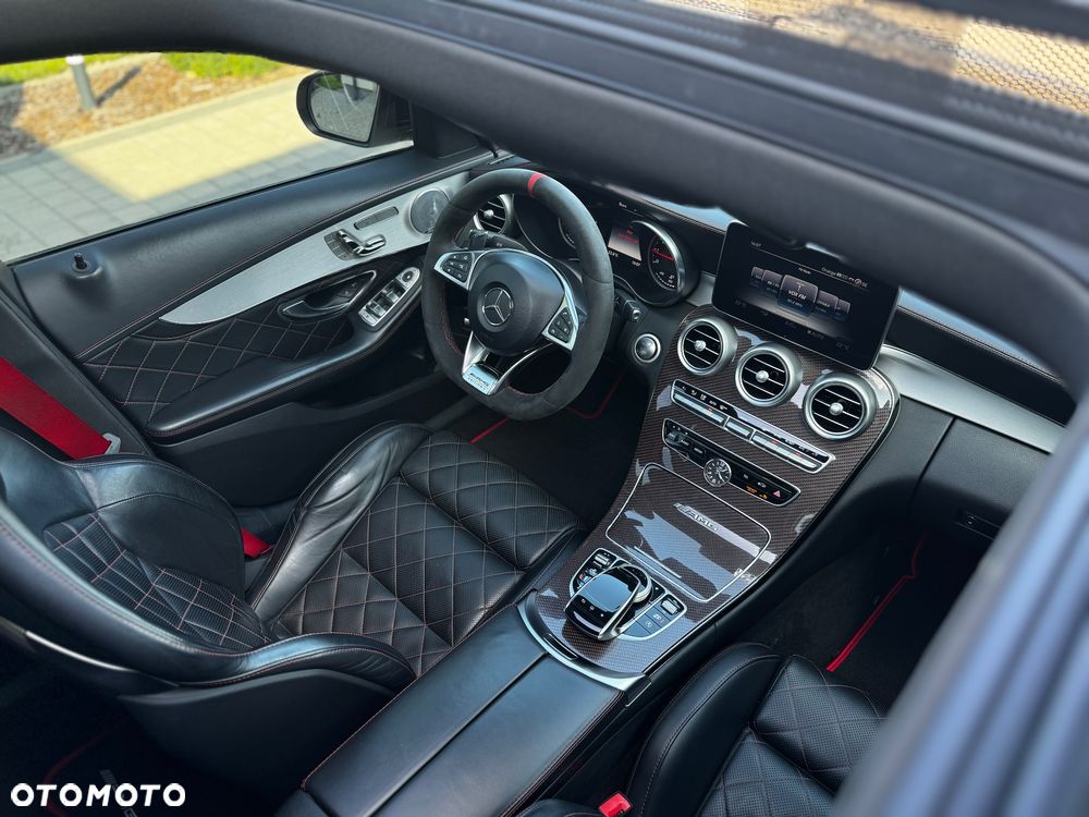 Mercedes-Benz Klasa C AMG 63 S AMG Speedshift 7G-MCT Edition 1 - 15