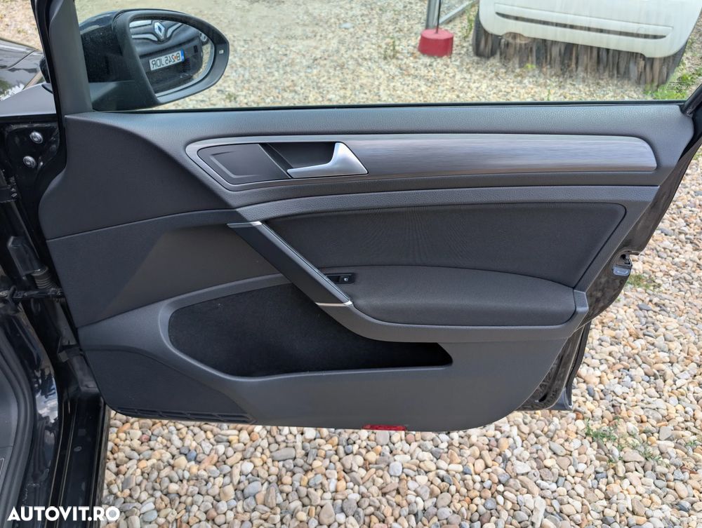 Volkswagen Golf 1.6 TDI DSG Comfortline - 19