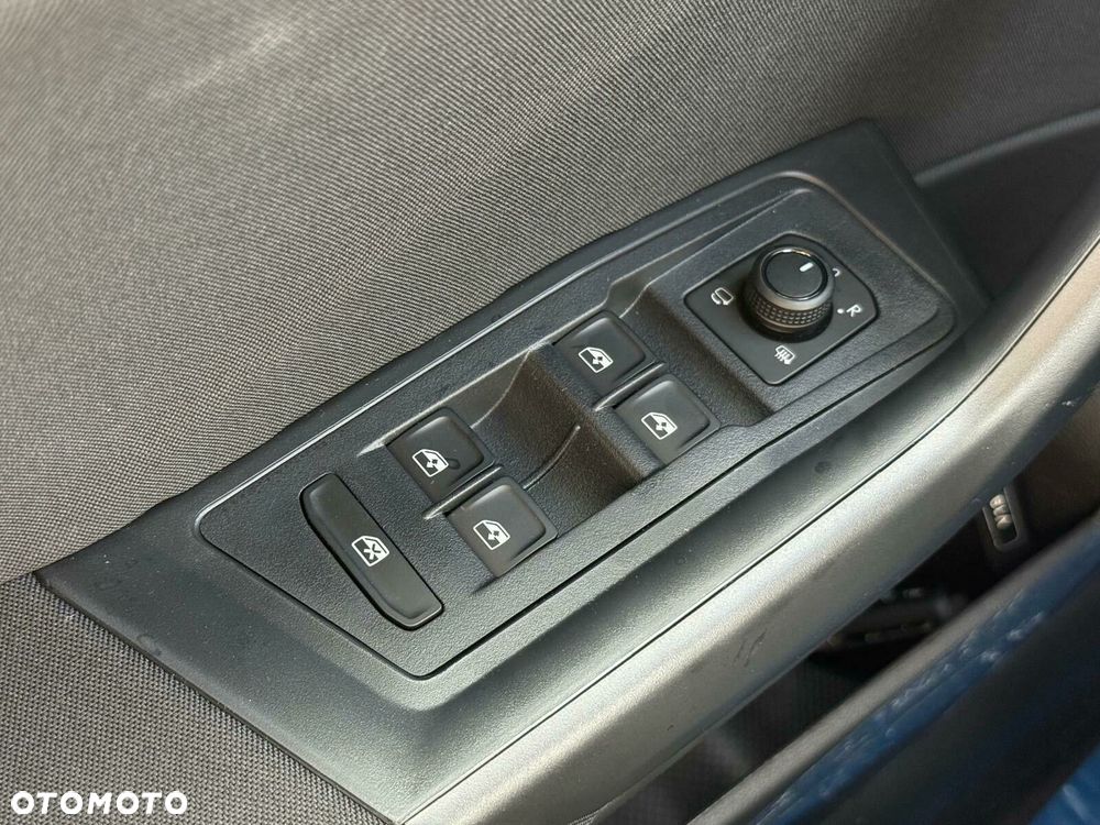 Volkswagen T-Roc 1.5 TSI Life Plus DSG - 24