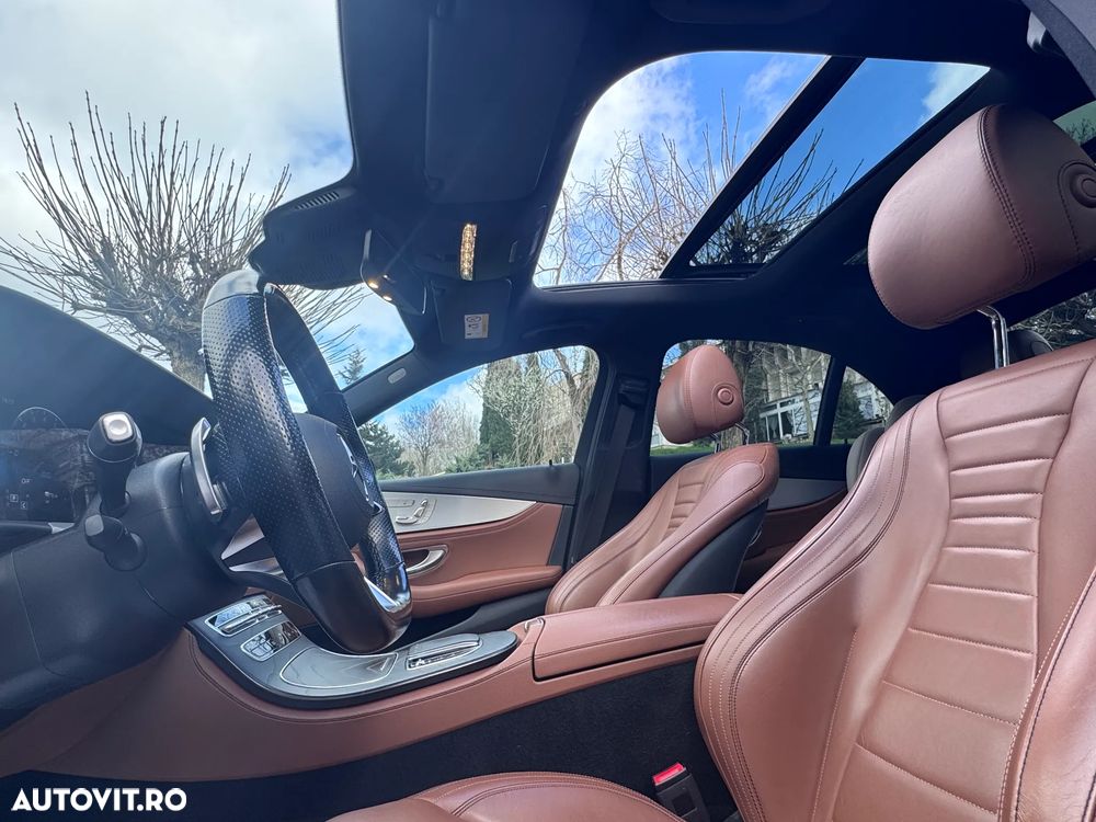 Mercedes-Benz E - 10