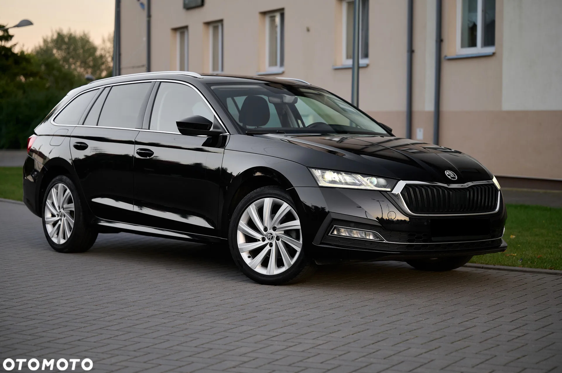 Skoda Octavia 2.0 TDI Style DSG - 19