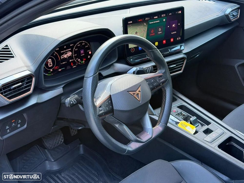 Cupra Formentor 1.4 e-Hybrid DSG - 25