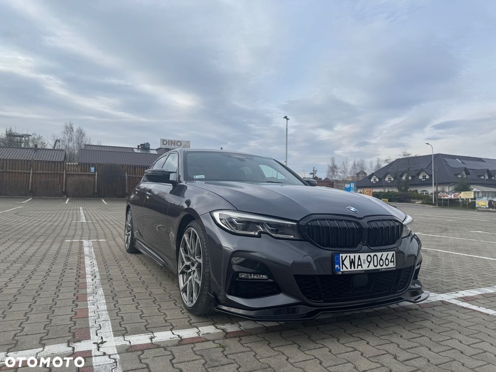 BMW Seria 3 330i xDrive M Sport sport - 4