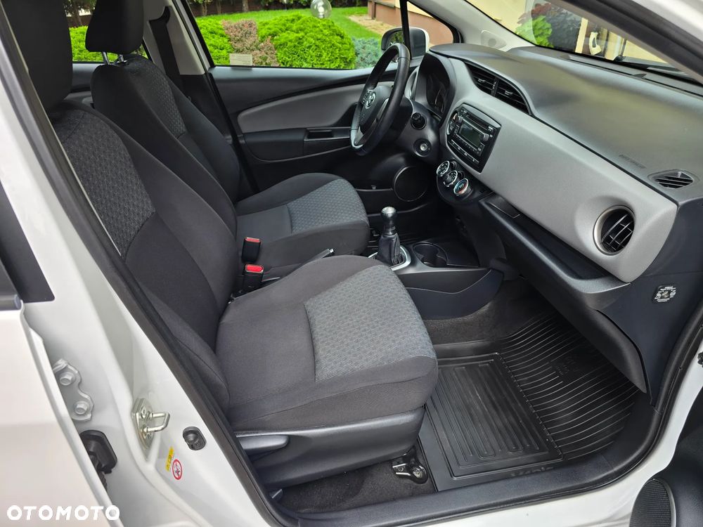 Toyota Yaris 1.0 Active EU6 - 14