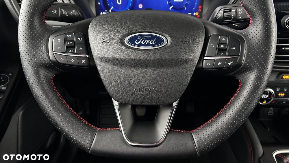 Ford Kuga - 16