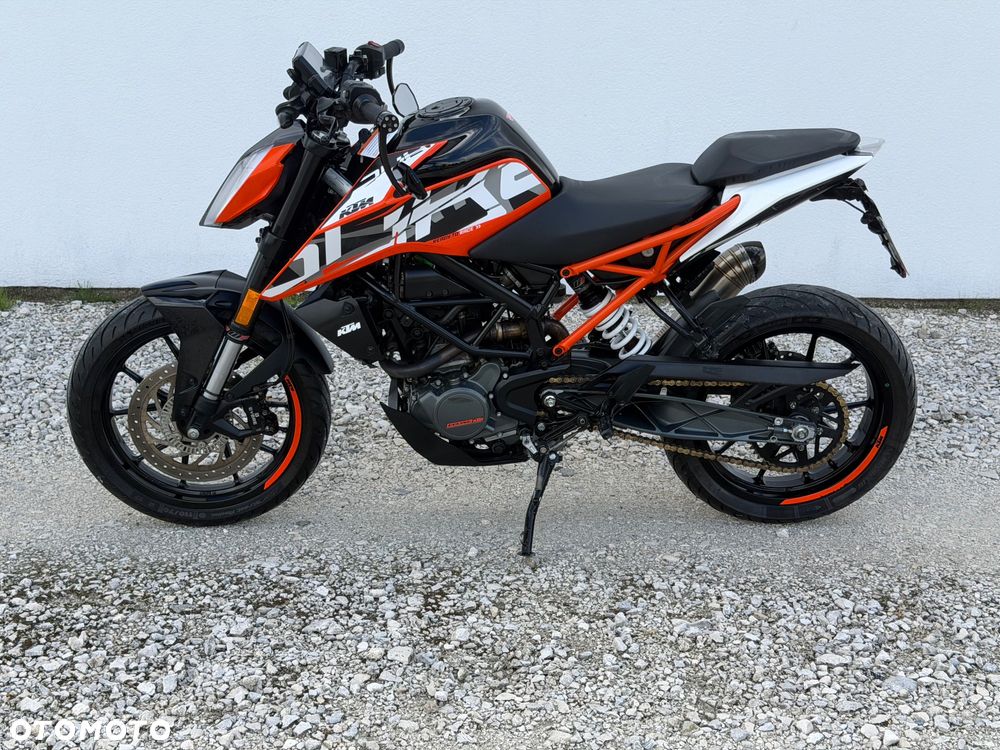 KTM Duke 125 - 8