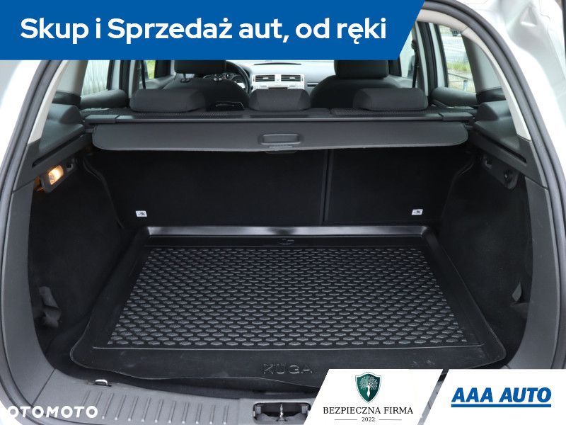 Ford Kuga - 15
