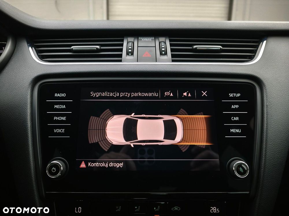 Skoda Octavia 1.4 TSI Ambition DSG - 28