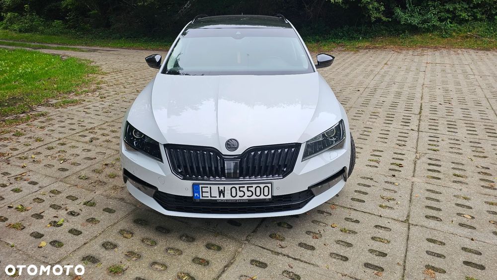 Skoda Superb 2.0 TDI DSG Premium Edition - 5