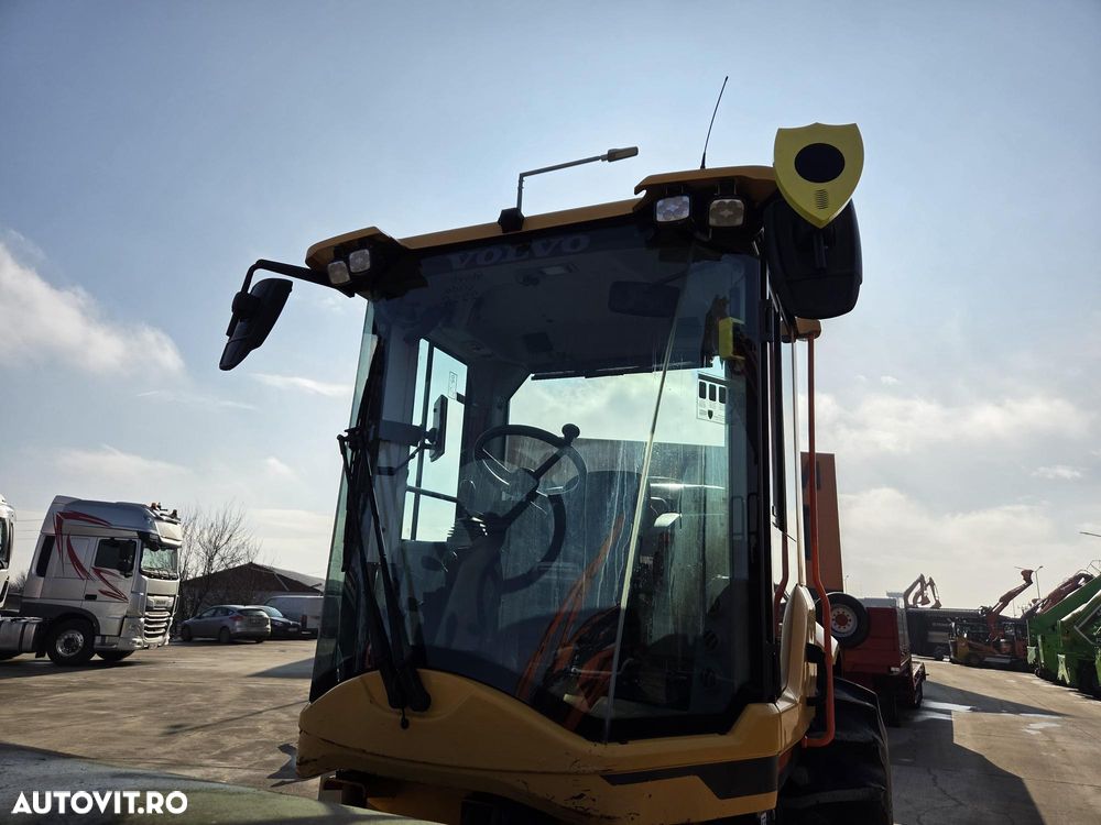 Volvo SD135B, 13,5t, latime tambur 2,3m, FULL OPTION, AC, oblon electric, GPS, antifurt, senzori pozitie, Anv 80% -ok, motor Volvo 150CP, Lung 6,1m, posibilitate leasing 4 ani, PROMOTIE 69.900 EUR+Tva - 14