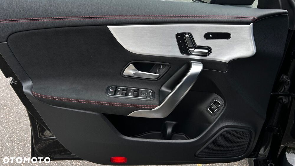 Mercedes-Benz CLA 200 mHEV AMG Line 7G-DCT - 10