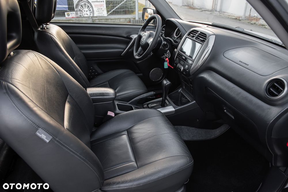 Toyota RAV4 2.0 VVT-i Prestige - 11