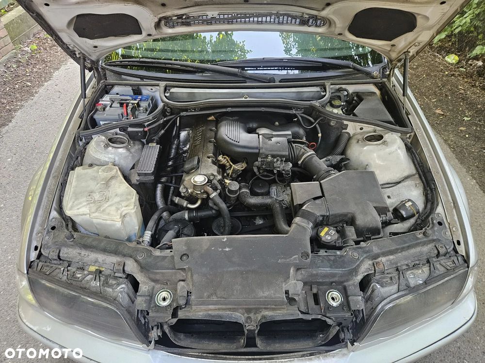 BMW Seria 3 - 16