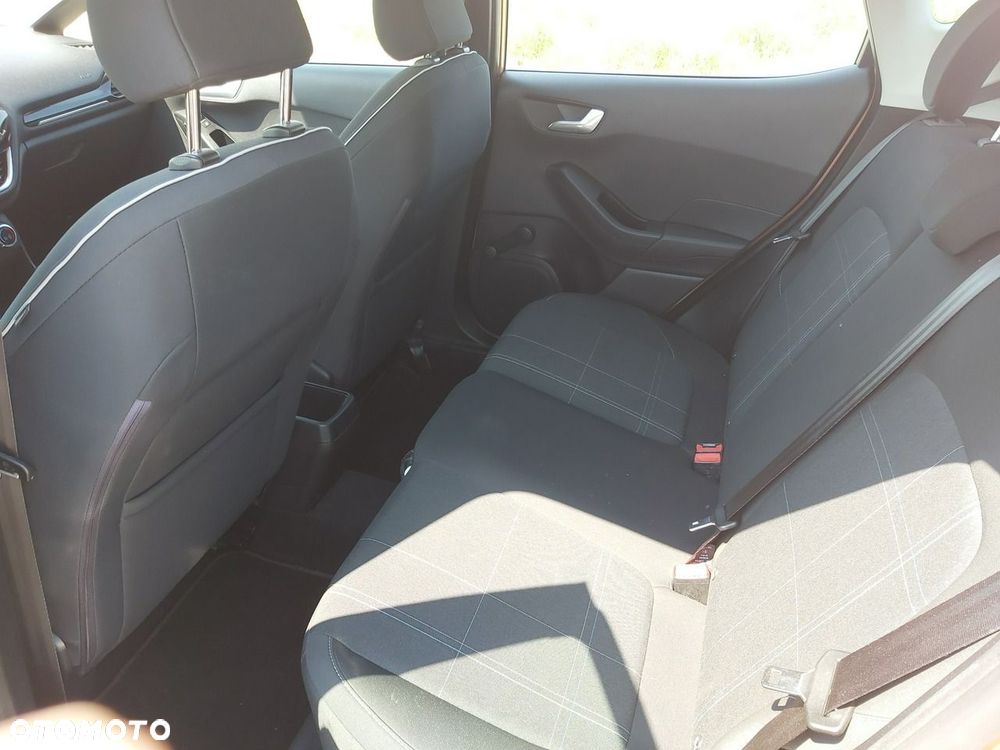 Ford Fiesta - 15
