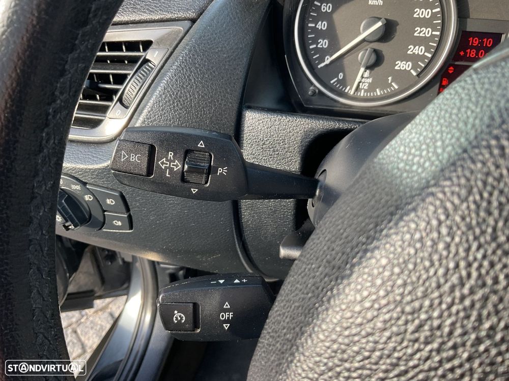 BMW X1 18 d sDrive - 24