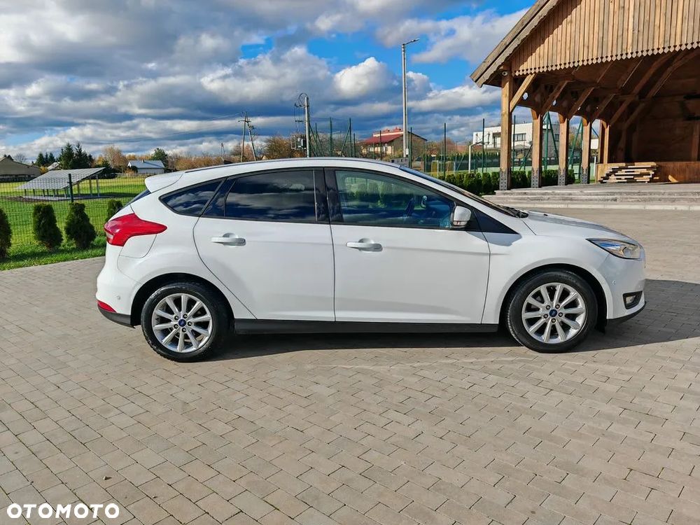 Ford Focus 1.0 EcoBoost Start-Stopp-System Business Edition - 4