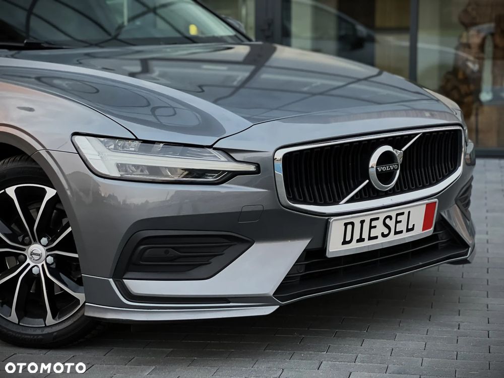 Volvo V60 D3 Momentum - 4