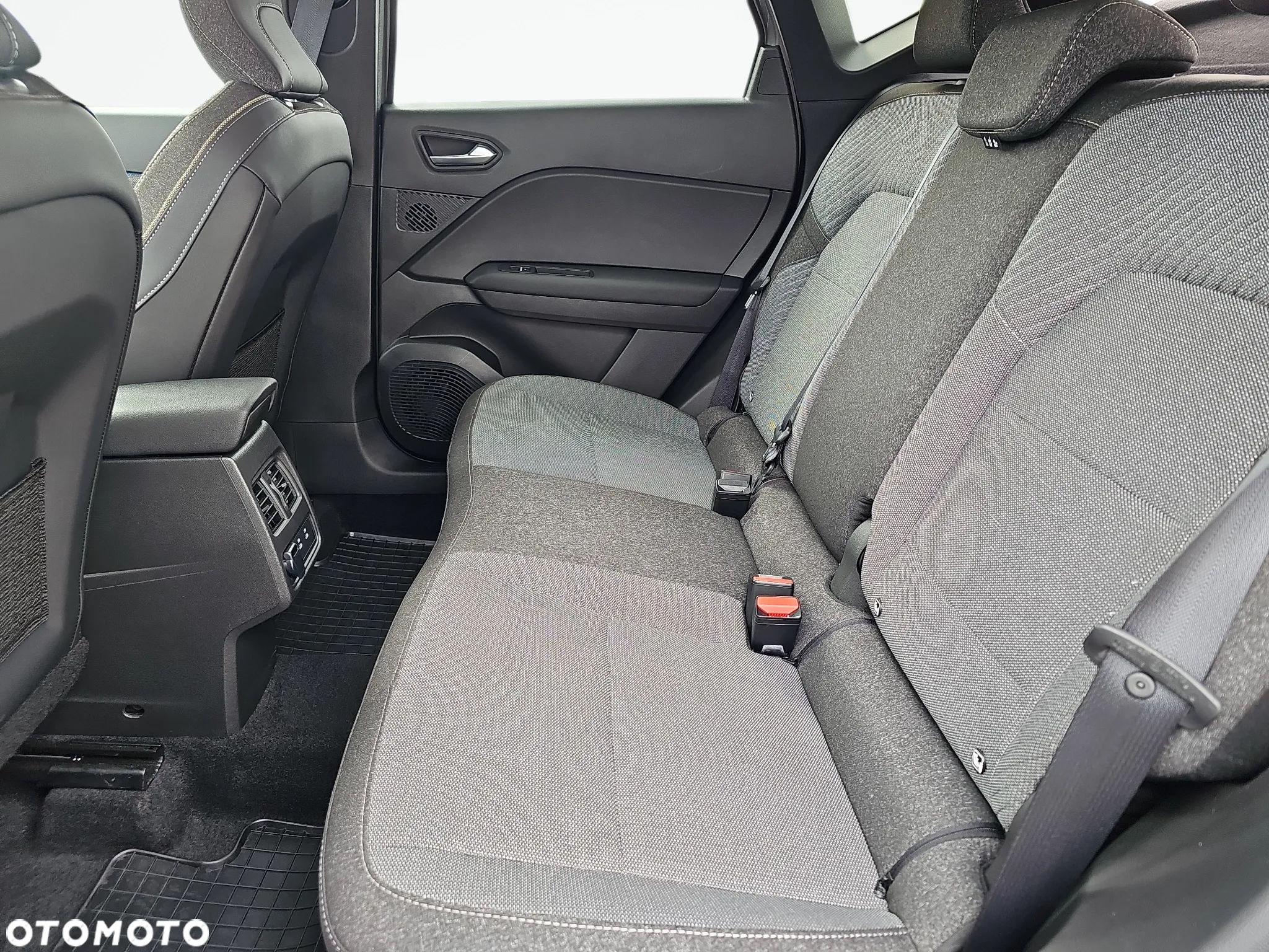 Renault Captur 1.0 TCe Techno - 13