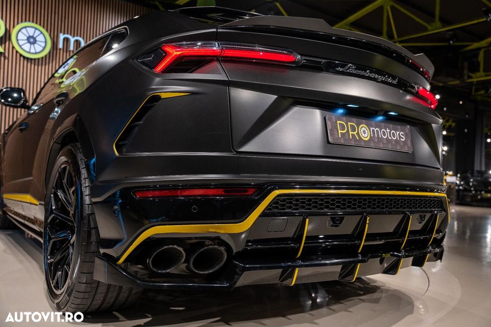 Lamborghini URUS - 17