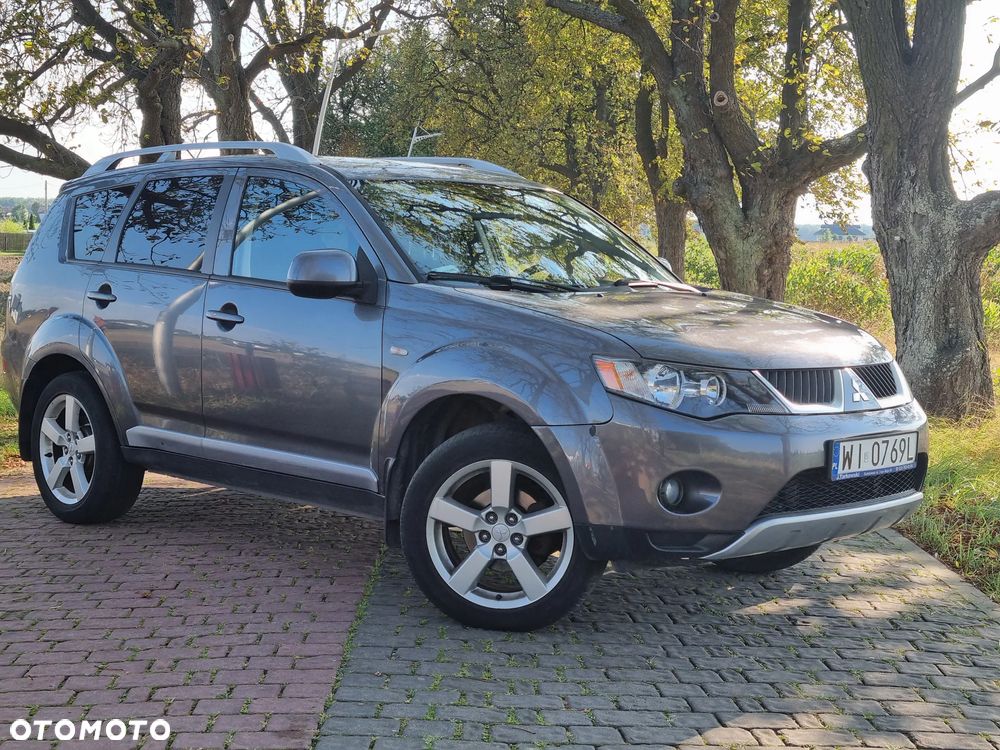 Mitsubishi Outlander 2.0 DID Invite SE - 2