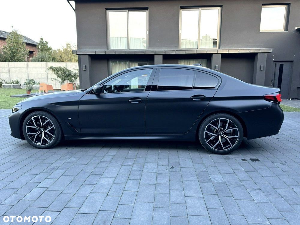 BMW Seria 5 530d xDrive M Sport Edition - 9