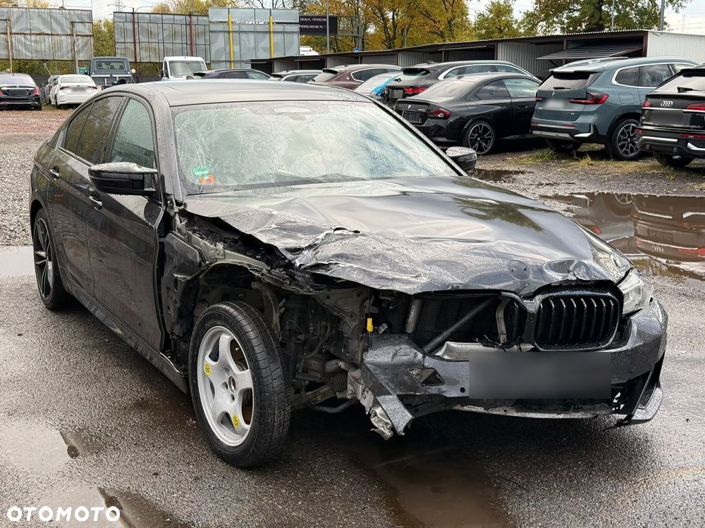BMW Seria 5 530i M Sport Edition - 9