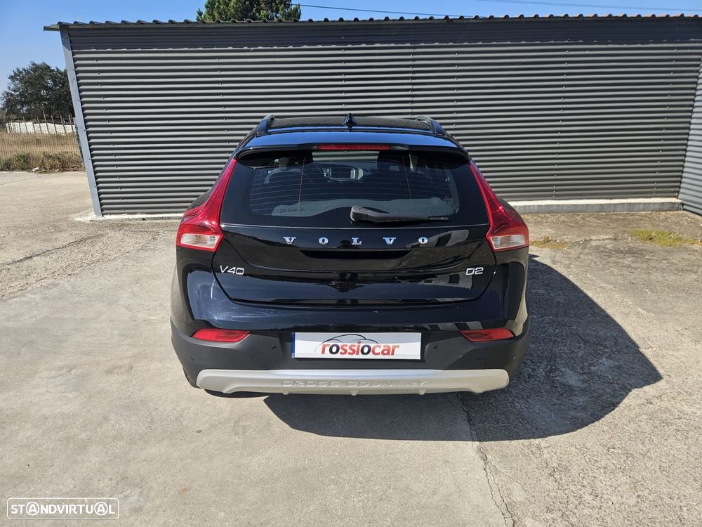 Volvo V40 Cross Country 2.0 D2 Momentum - 12