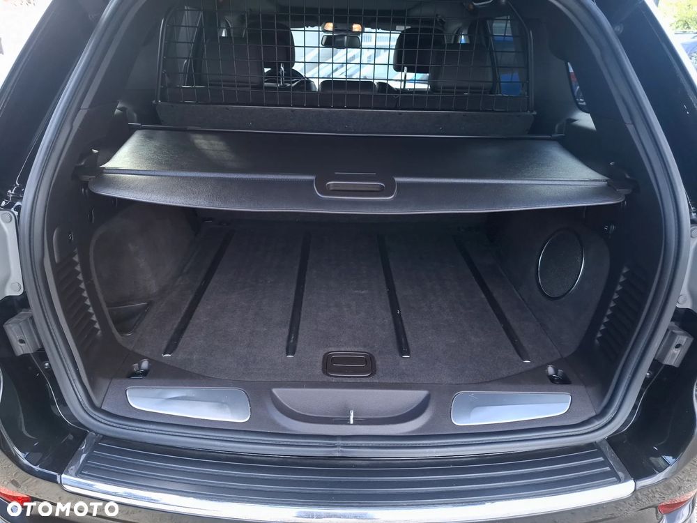 Jeep Grand Cherokee 3.0 CRD Overland Summit - 29