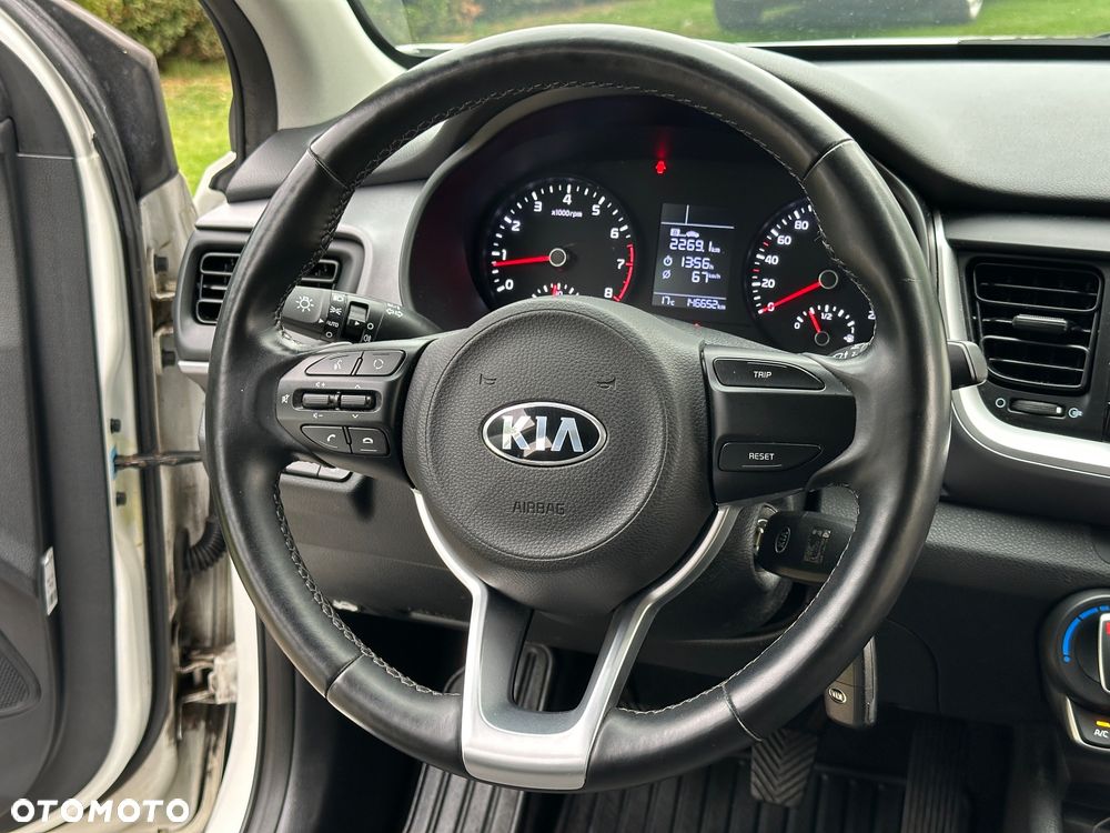 Kia Stonic 1.4 Spirit - 16