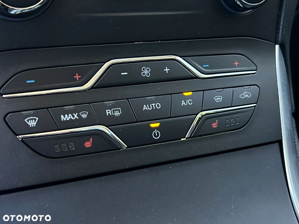Ford Galaxy 2.0 TDCi Titanium PowerShift - 36