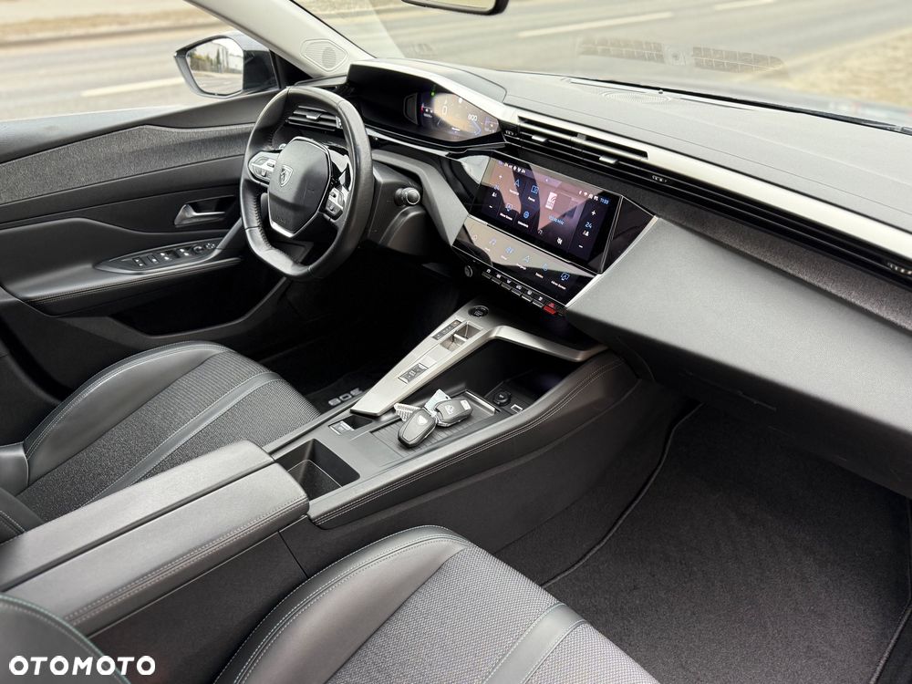 Peugeot 308 BlueHDi 130 EAT8 Allure - 26