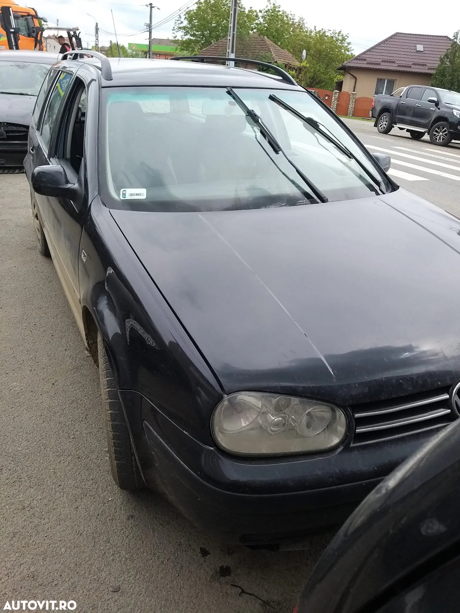 Dezmembram Volkswagen Golf 4 din 2004 1.9 TDI cod motor: AJM, Negru - 3