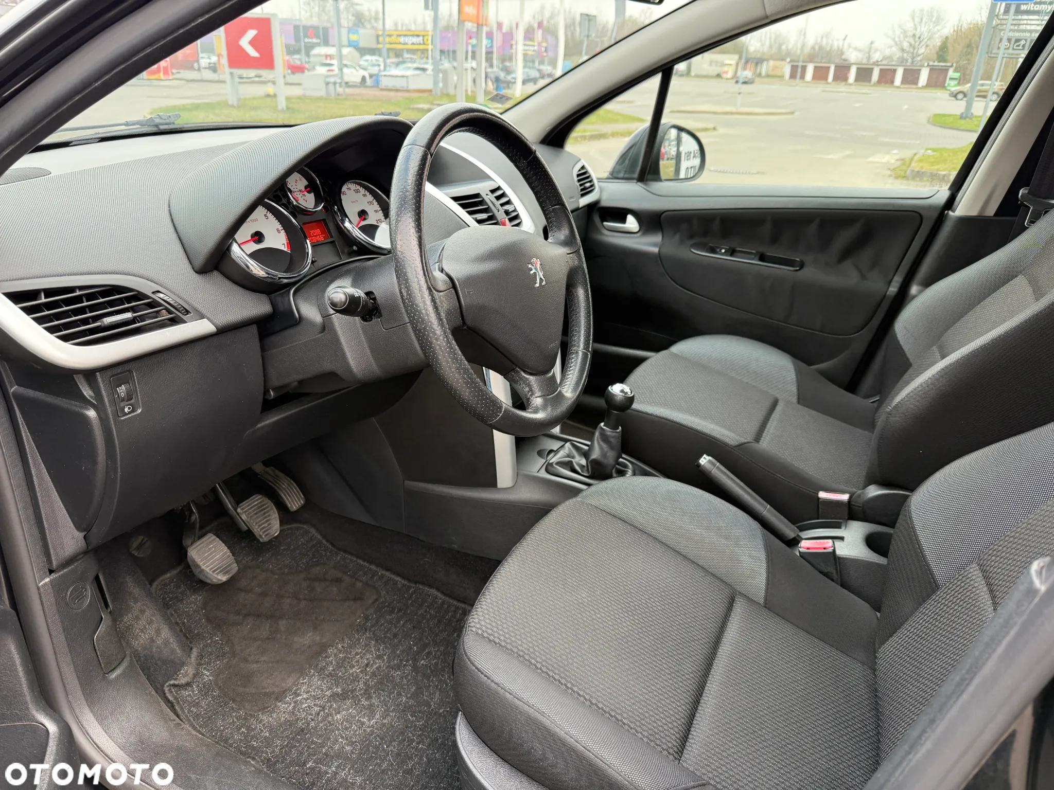 Peugeot 207 1.4 Trendy - 16