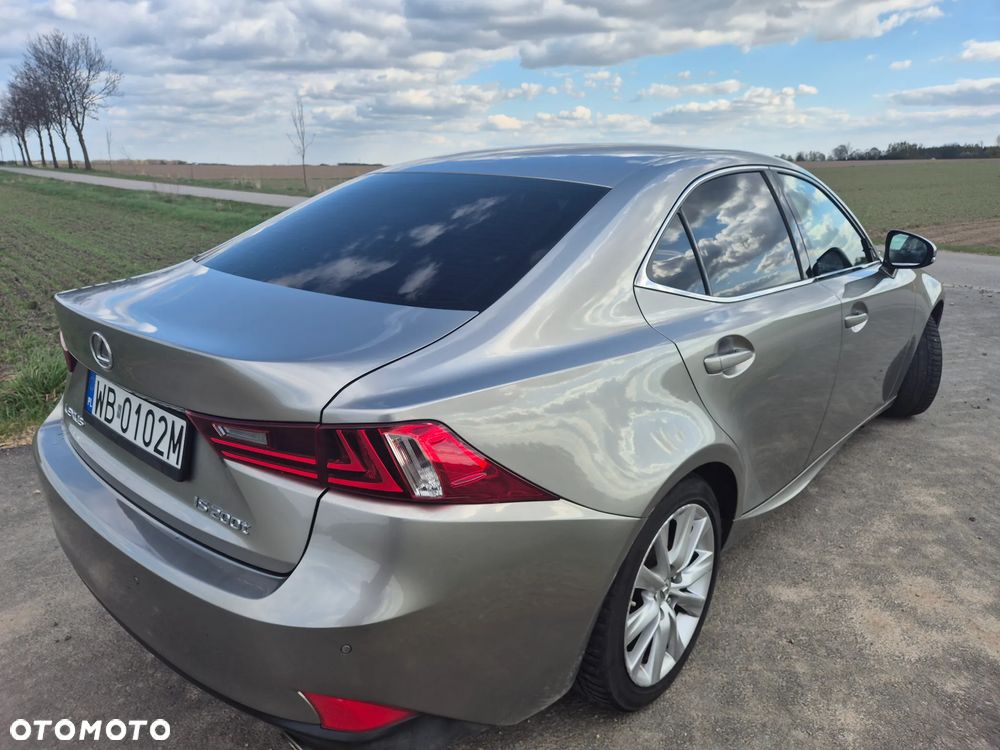 Lexus IS 200t Comfort - 4