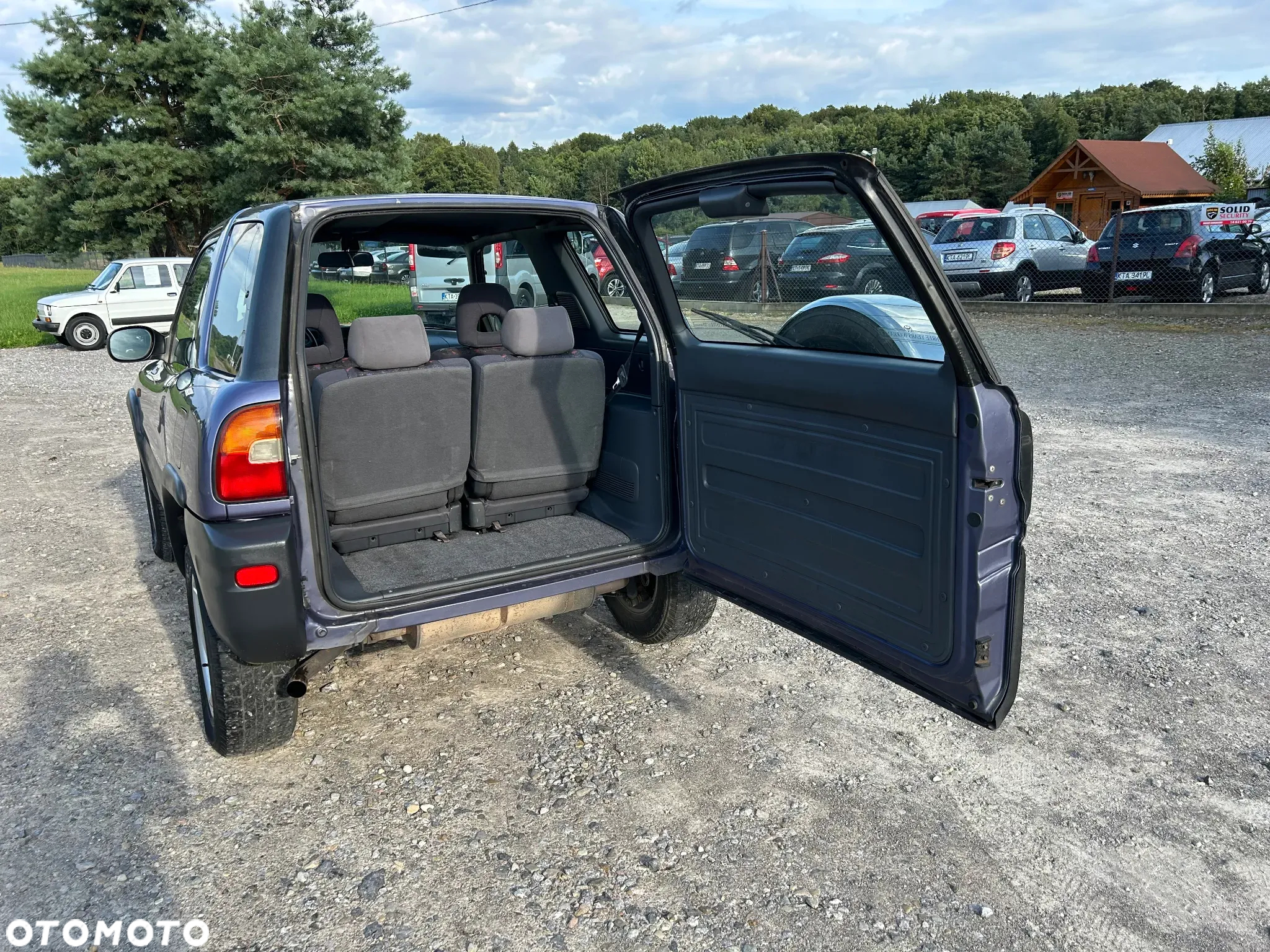 Toyota RAV4 - 19